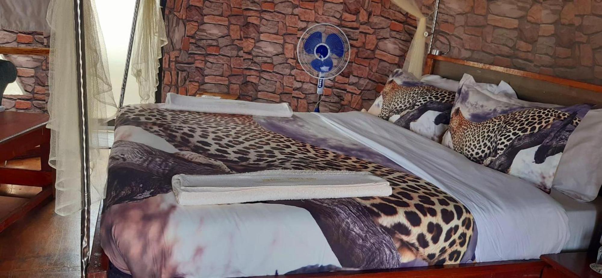 Amanya 1-Bed Leopard Tent アンボセリ エクステリア 写真